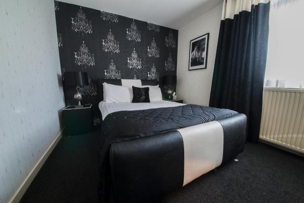 The Burnside Hotel Glasgow Extérieur photo